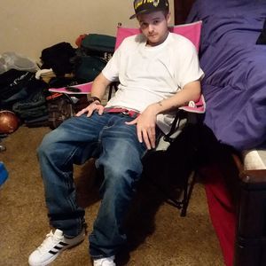 Meet your Posher, Devin